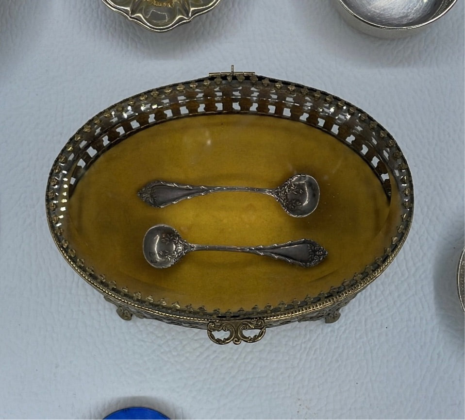 Late 19th Century Sterling Silver Neoclassical Salt Spoons - Pair