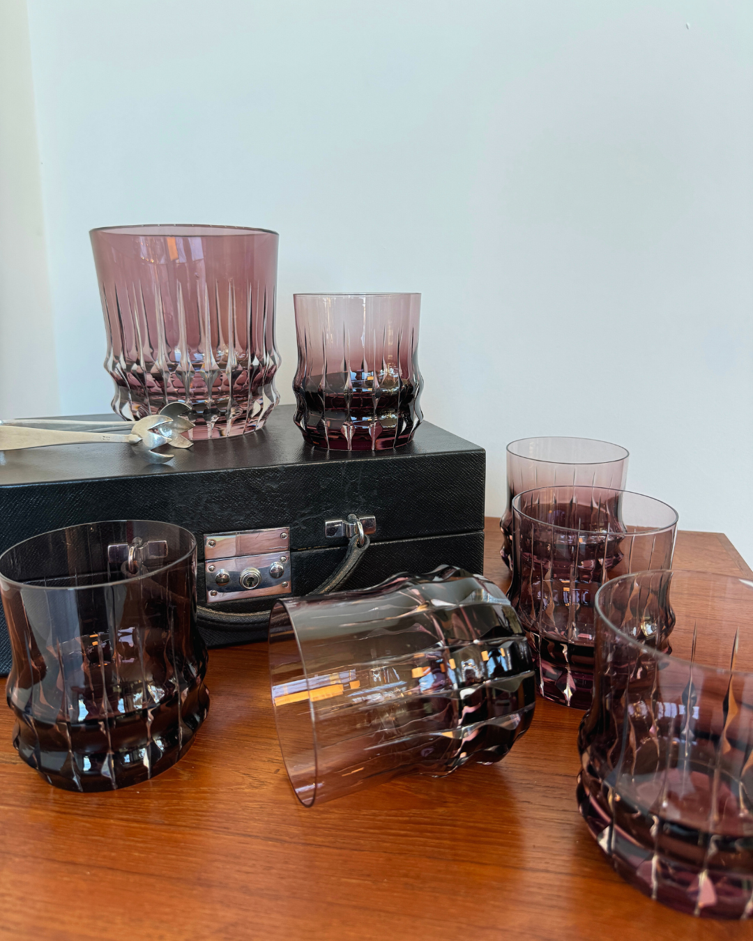 Set of 7 Mid Century Etched Brutalist Deep Smokey Purple Ice Bucket & Tumblers